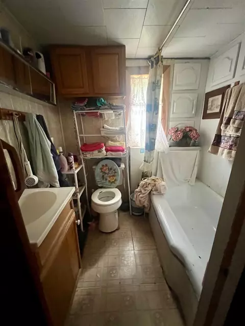 8705 S Jackson, Baldwin, MI 49304 photo 5