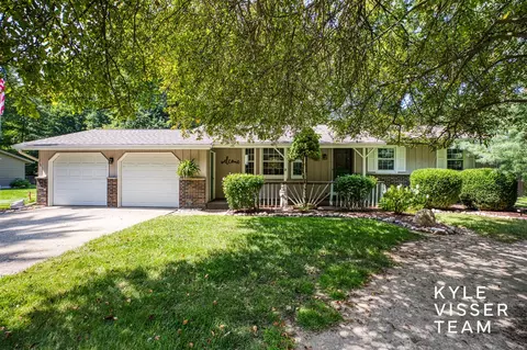 11617 Woodgate, Grand Rapids, MI 49534