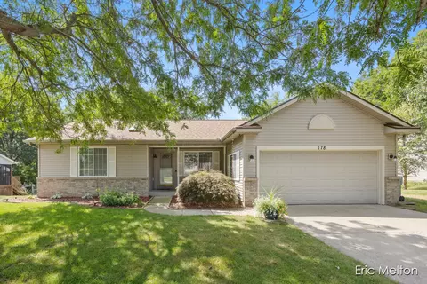 178 Riverwood, Middleville, MI 49333