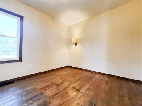 Bedroom - 189 Walcott, Jackson, MI 49203 photo 3 of 6