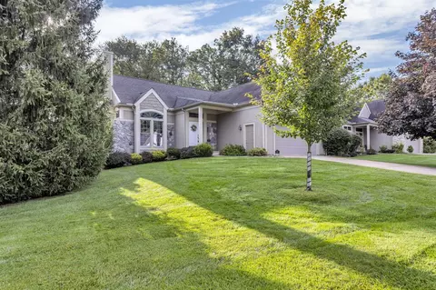 42 Wild Flower, Jackson, MI 49203