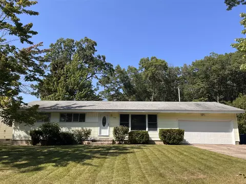 1790 Bonneville, Norton Shores, MI 49441