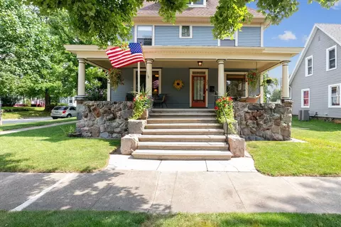 306 Main, Dowagiac, MI 49047