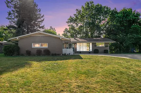 2271 Ann, Saint Joseph, MI 49085