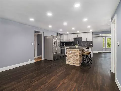 912 Marsh, Plainwell, MI 49080 photo 7