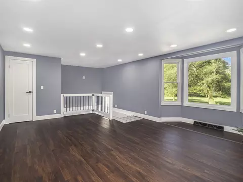 912 Marsh, Plainwell, MI 49080 photo 5