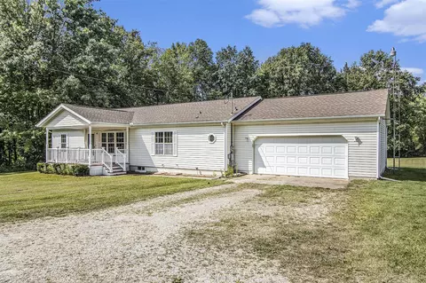 Exterior - 16211 N N Dr, Marshall, MI 49068 photo 2 of 5