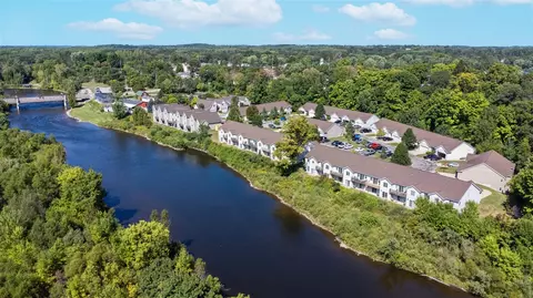 722 Tioga Park #722, Big Rapids, MI 49307
