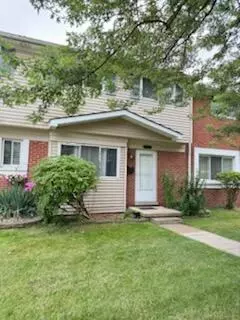 25814 Jeanette, Roseville, MI 48066