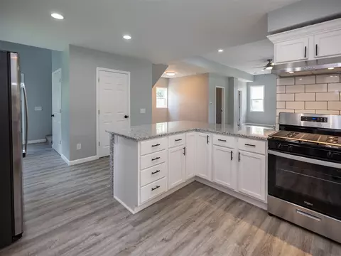 421 Pine, Schoolcraft, MI 49087 photo 11