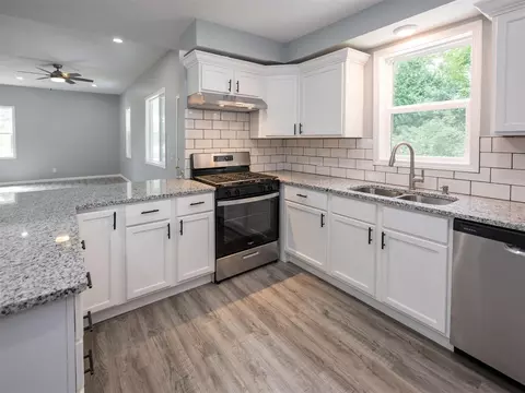 421 Pine, Schoolcraft, MI 49087 photo 10