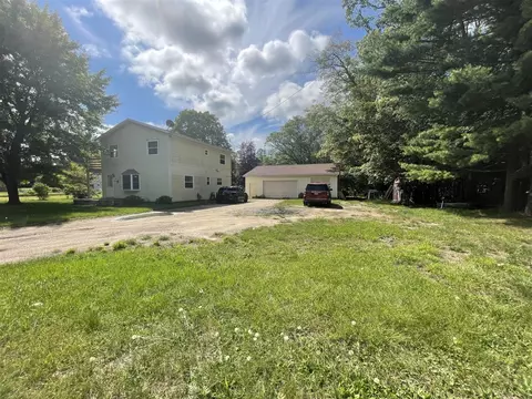 381 S Maple Is, Muskegon, MI 49442