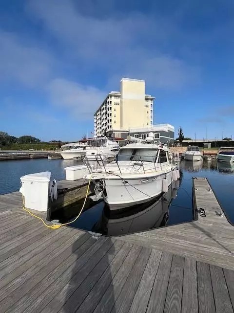 800 Whitwam #SLIP 37, Saint Joseph, MI 49085