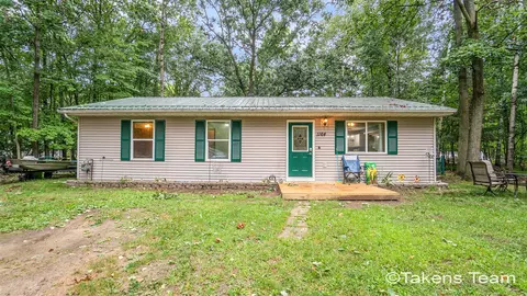 1164 Queensway, Weidman, MI 48893