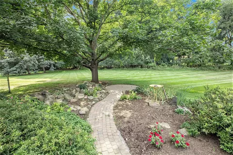 691 Sciomeadow, Ann Arbor, MI 48103 photo 2