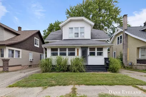 1223 Whiting, Wyoming, MI 49509