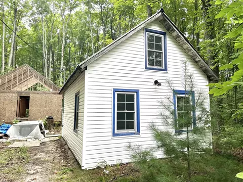 7030 Creighton Rd, South Boardman, MI 49680