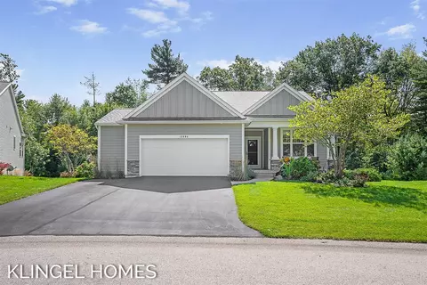 12604 Retreat, Grand Haven, MI 49417