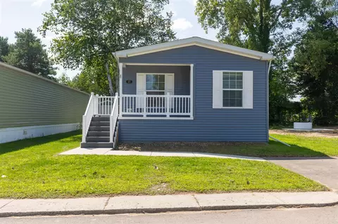 875 W Grand Riv #27, Williamston, MI 48895