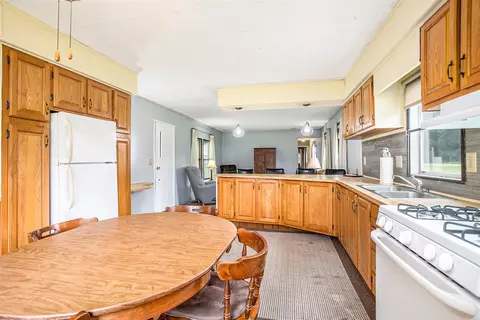 375 E Southern, Coldwater, MI 49036 photo 10
