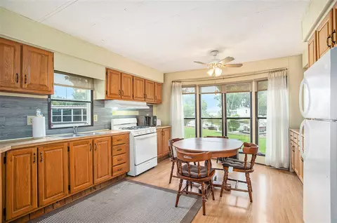 375 E Southern, Coldwater, MI 49036 photo 9