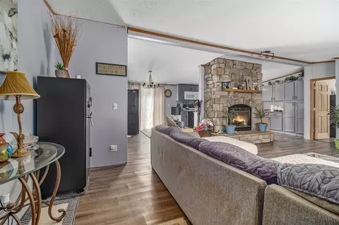 Entry Way - 12977 Us-10, Evart, MI 49631 photo 3 of 3