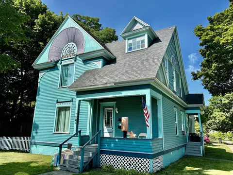 202 S Washington, Ludington, MI 49431