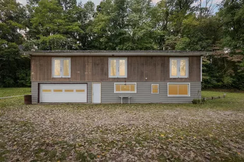 12451 Garr, Buchanan, MI 49107 photo 4