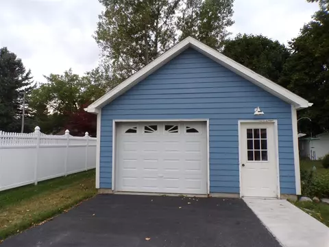 17332 Third, Arcadia, MI 49613 photo 5