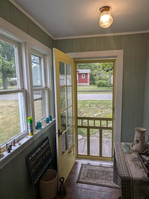 17332 Third, Arcadia, MI 49613 photo 10