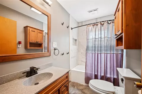 Bath - 413 Chippewa, Buchanan, MI 49107 photo 1 of 2