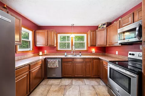 Kitchen - 413 Chippewa, Buchanan, MI 49107 photo 1 of 1