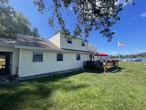 Exterior - 11574 Ramseyer, Plainwell, MI 49080 photo 3 of 10