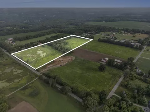 V/l Par 1 Garbow, Middleville, MI 49333