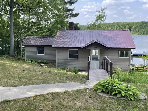 589 E Sidney, Stanton, MI 48888 photo 32