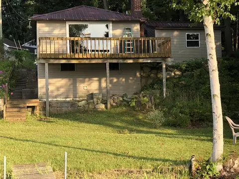 589 E Sidney, Stanton, MI 48888 photo 3