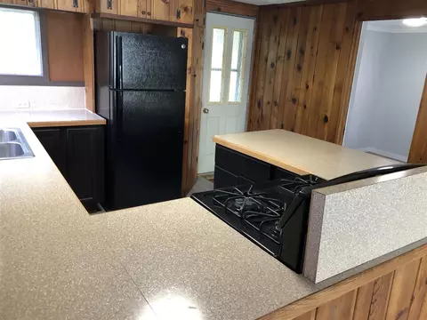 589 E Sidney, Stanton, MI 48888 photo 11