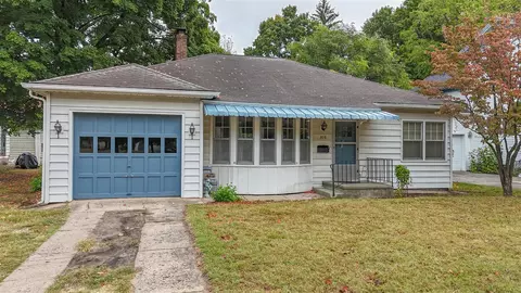 308 W Division, Dowagiac, MI 49047