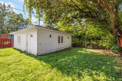 Exterior - 18901 Berden, Grosse Pointe, MI 48236 photo 9 of 10