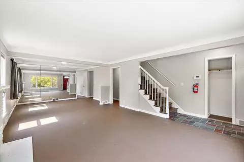 Living - 18901 Berden, Grosse Pointe, MI 48236 photo 4 of 4
