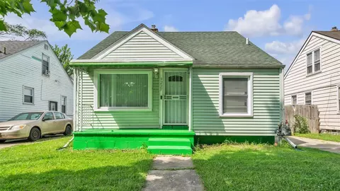 9225 Archdale, Detroit, MI 48228