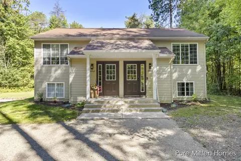 18962 W Almy, Howard City, MI 49329
