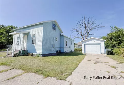 460 Orchard, Muskegon, MI 49442