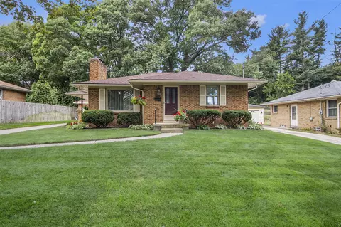 1453 Kenan, Grand Rapids, MI 49504