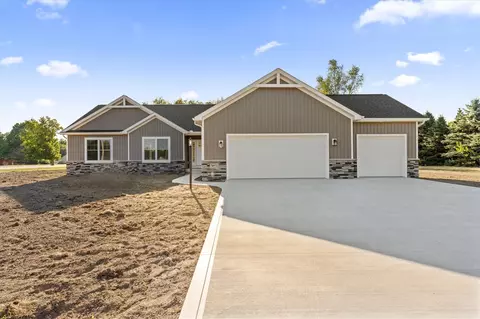 70972 Kristy, Edwardsburg, MI 49112