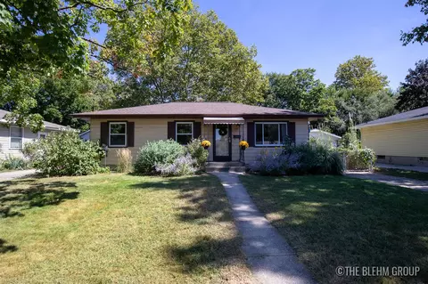 3504 Wyoming, Wyoming, MI 49519