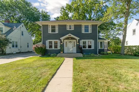 1704 Miles, Kalamazoo, MI 49001