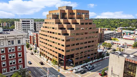 101 N Main #906, Ann Arbor, MI 48104