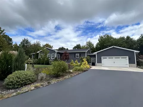 2244 Lorenson, Muskegon, MI 49445