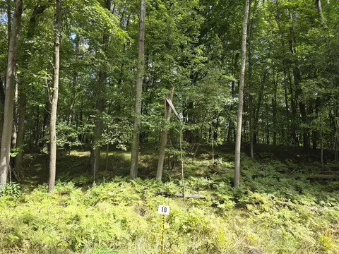9570 Pere Marquette, Stanwood, MI 49346